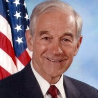 Ron Paul (L)
