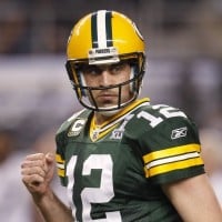 Aaron Rodgers Breaks Collarbone