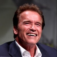 I think that gay marriage should be between a man and a woman - Arnold Schwarzenegger