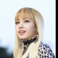 Lisa - Black Pink