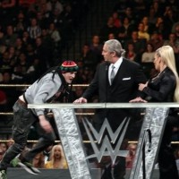 Bret Hart Gets Attacked by Fan During WWE Hall of Fame