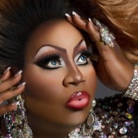 Latrice Royale vs Kenya Michaels (A Natural Woman)