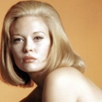 Faye Dunaway (Peter Wolf)