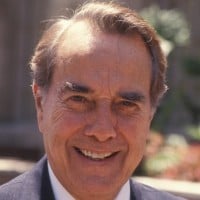 Bob Dole (R)