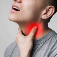 You may have a sore throat and sinus pain if your upper 3rd molars were removed