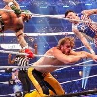 Dominik Mysterio & Rey Mysterio vs Logan Paul & The Miz