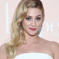 Lili Reinhart