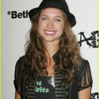 Maiara Walsh