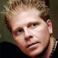 Dexter Holland (The Offspring)