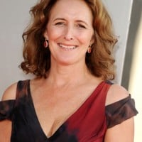 Fiona Shaw - Petunia Dursley