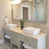 2 or more sinks in a bathroom